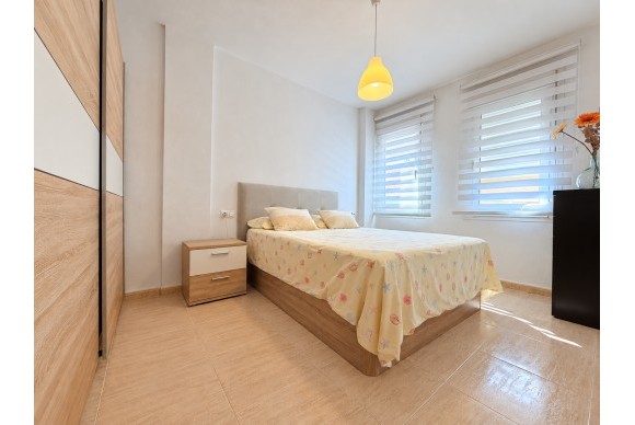 Resale - Townhouse - Daya Nueva - Daya Nueva - Town