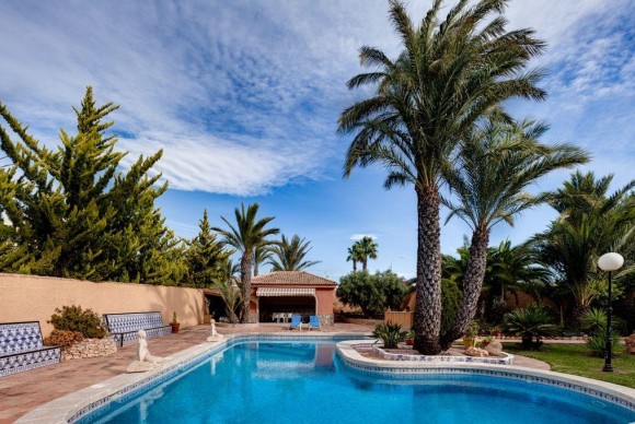 Herverkoop - Vrijstaande Villa - Torrevieja - El Chaparral