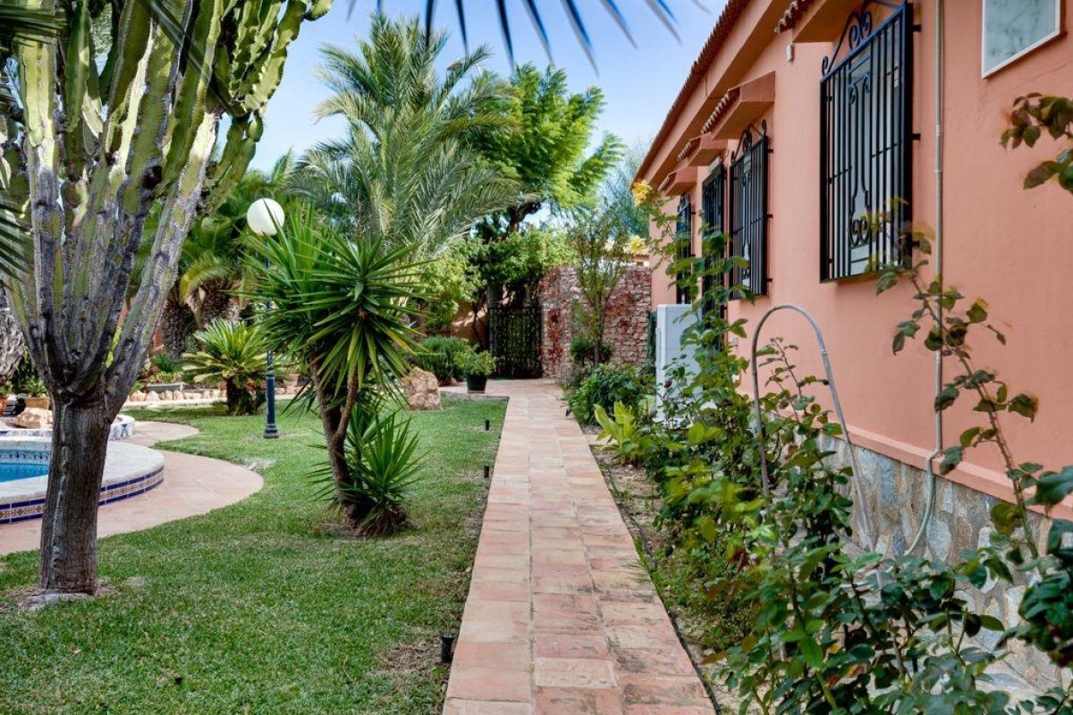 Herverkoop - Vrijstaande Villa - Torrevieja - El Chaparral