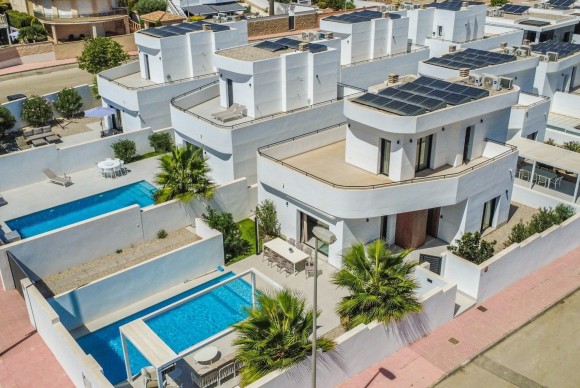 Herverkoop - Vrijstaande Villa - Ciudad Quesada - Pueblo Lucero