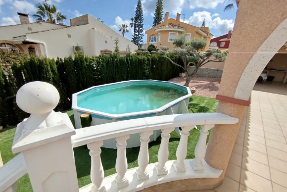 Herverkoop - Vrijstaande Villa - Ciudad Quesada - Pueblo Lucero