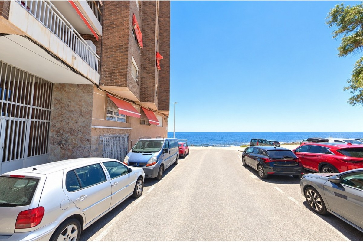 Herverkoop - Appartement  - Torrevieja - Playa de los Naufragos