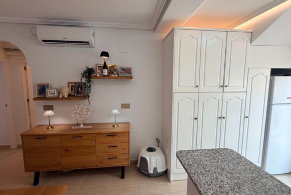 Resale - Townhouse - Los Montesinos
