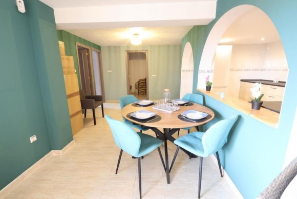 Resale - Villa - San Miguel de Salinas