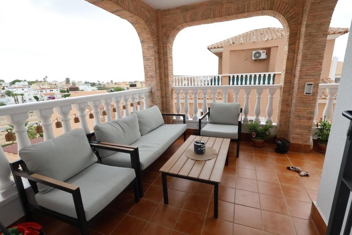 Resale - Villa - San Miguel de Salinas
