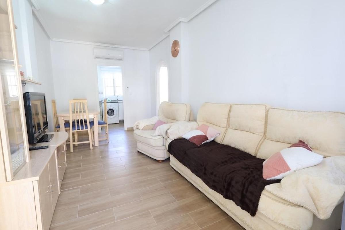 Resale - Bungalow - Orihuela