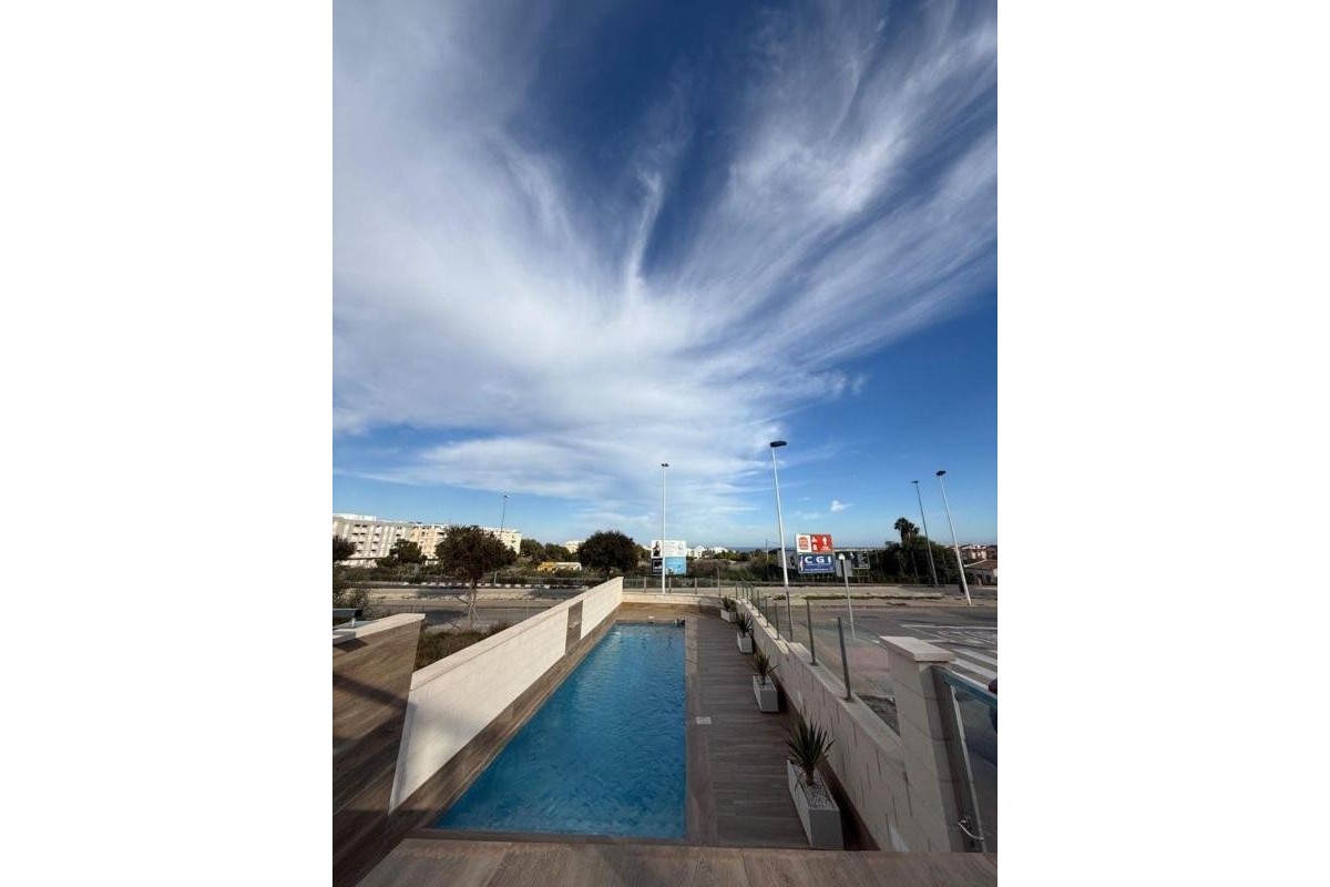 Resale - Villa - Guardamar del Segura