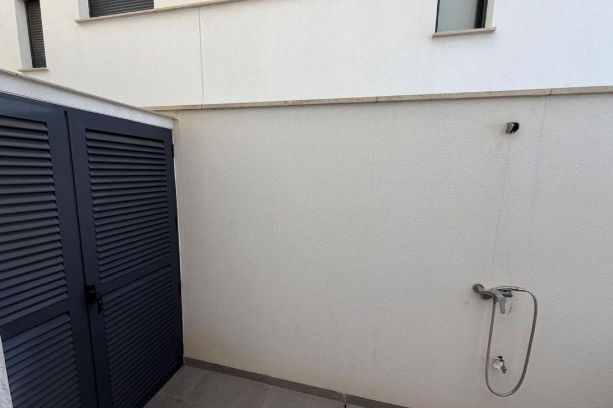 Resale - Villa - Guardamar del Segura