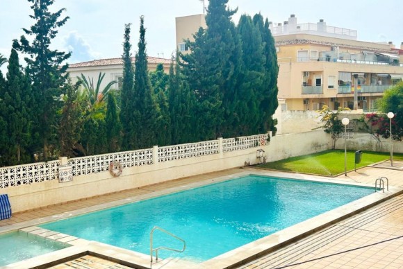 Reventa - Apartamento / piso - Torrevieja - torrevieja