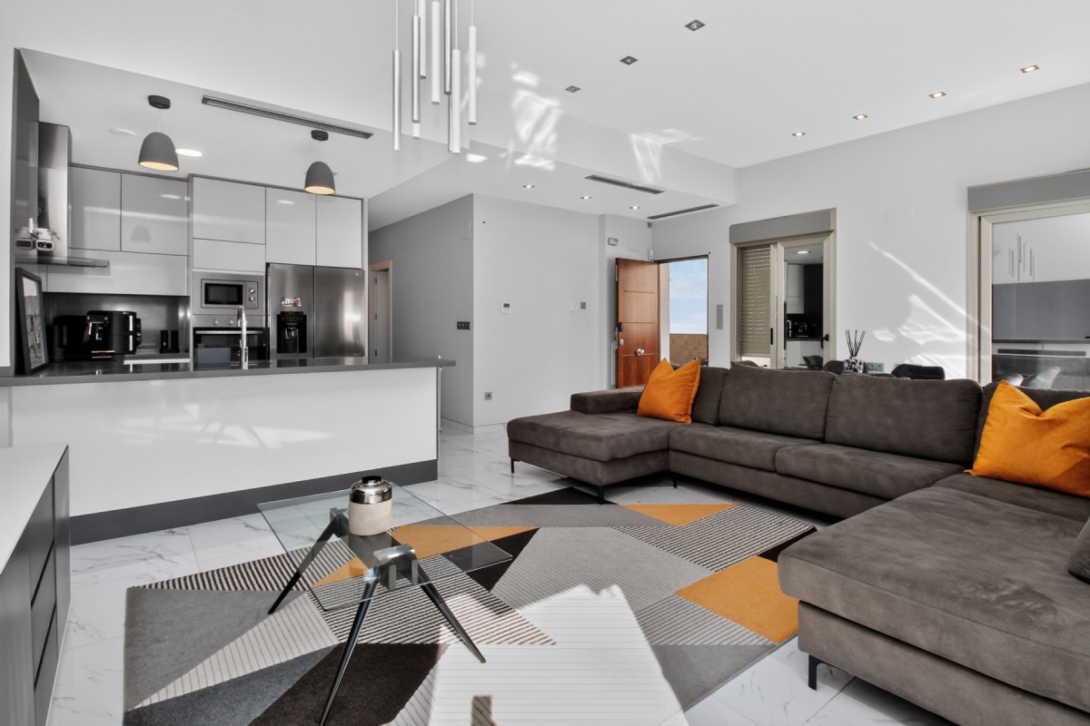Resale - Villa - Villamartin