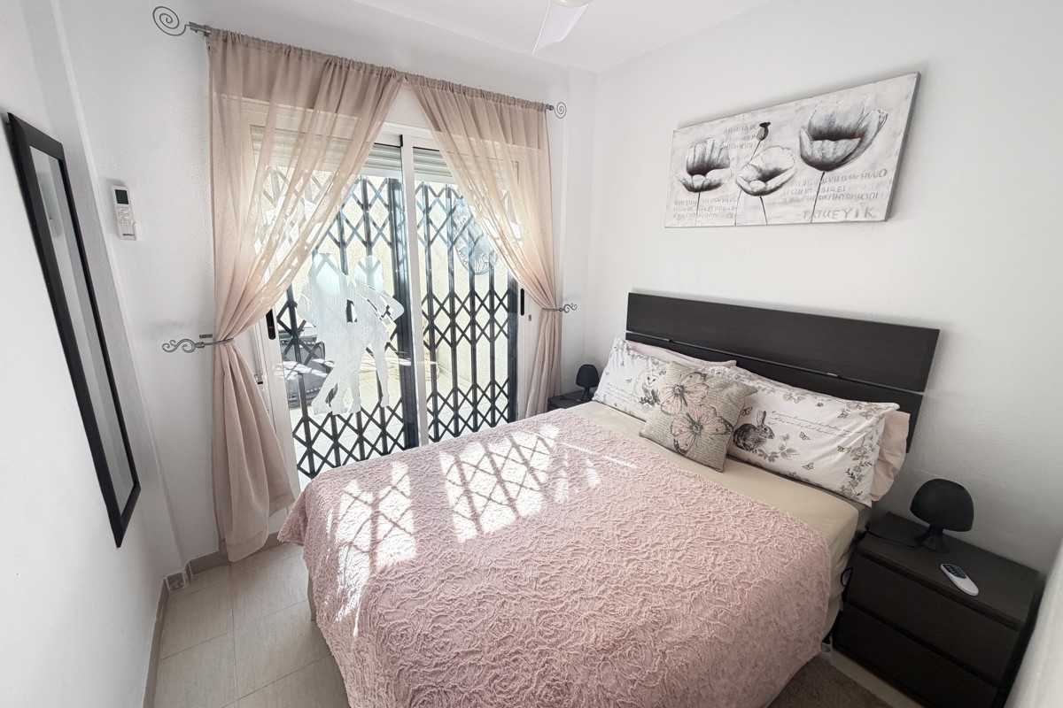 Resale - Apartment  - V