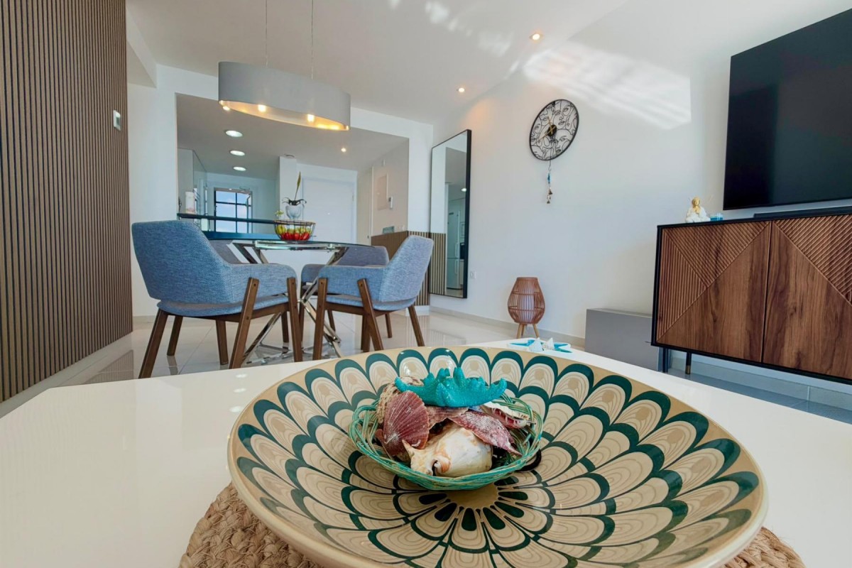 Resale - Apartment  - Torrevieja - Punta prima