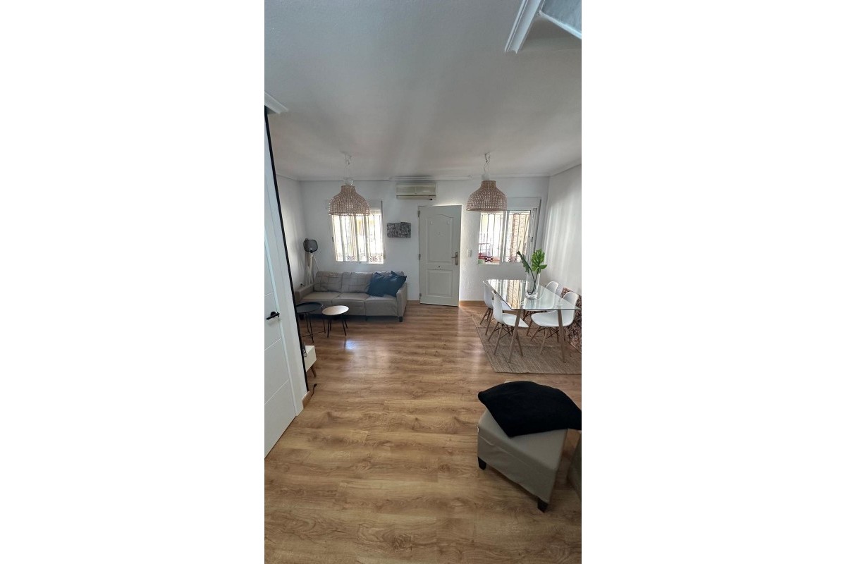 Reventa - House - Torrevieja - Playa Flamenca
