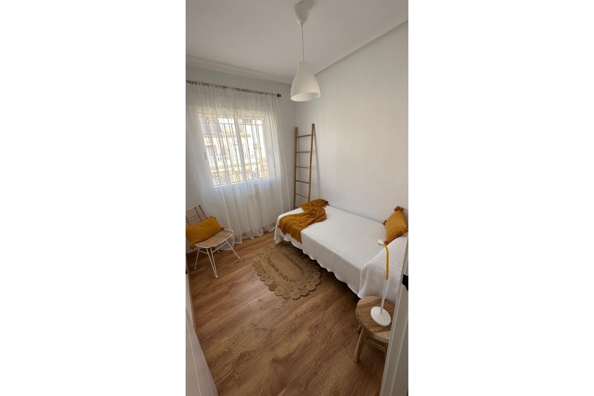 Reventa - House - Torrevieja - Playa Flamenca