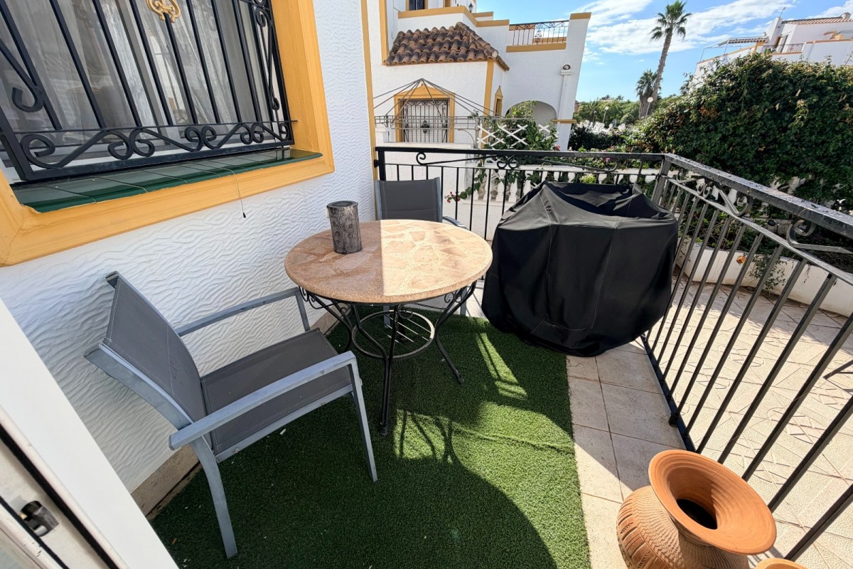 Resale - Townhouse - Orihuela Costa - Entre Naranjos Vistabella