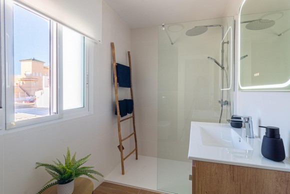 Revente - Terraced house - Torrevieja - Los Frutales