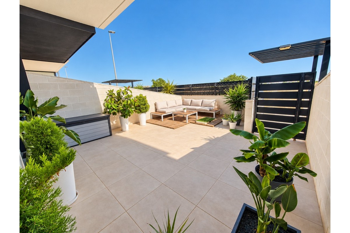 Resale - House - Orihuela Costa - Villamartín