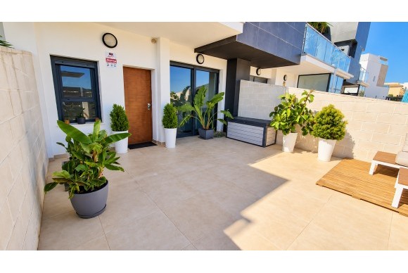 Resale - House - Orihuela Costa - Villamartín