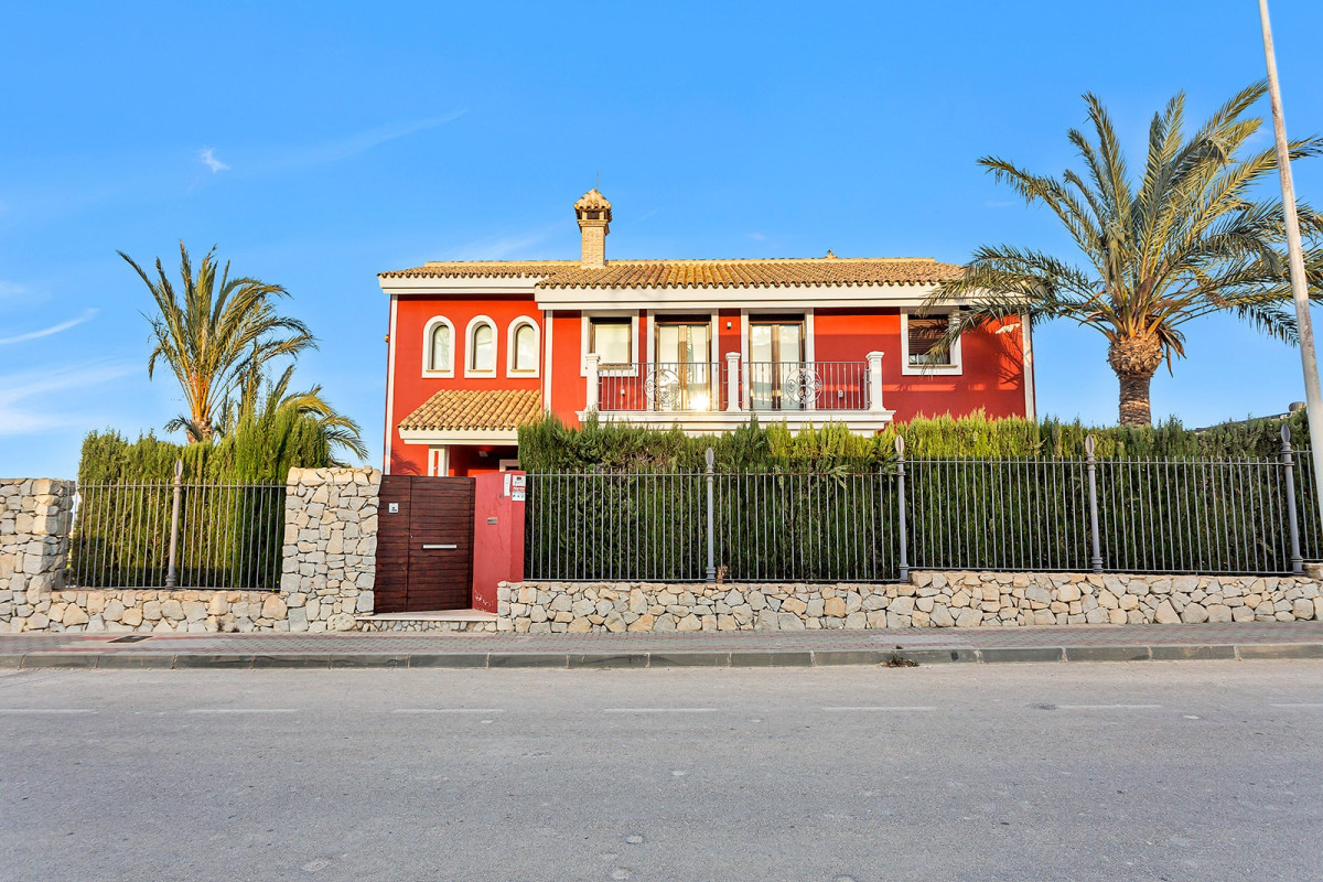 Herverkoop - Vrijstaande Villa - Algorfa - La Finca Golf Resort