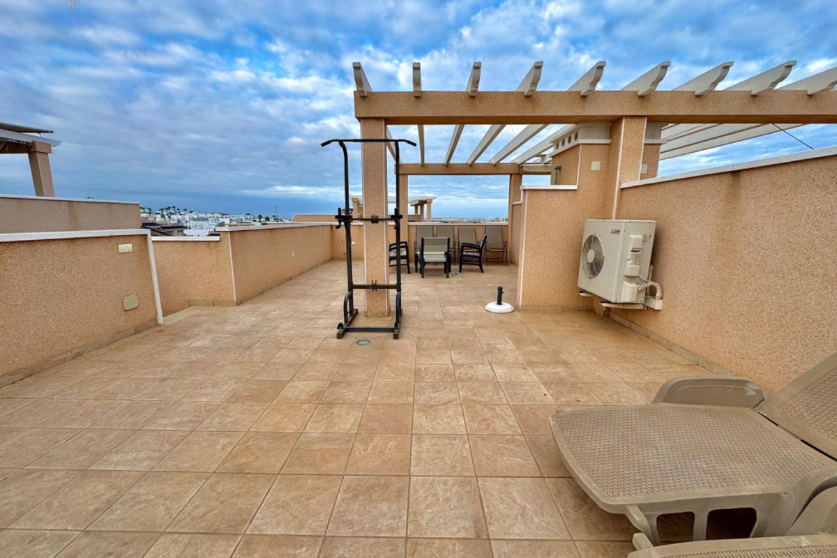 Resale - Apartment  - Torrevieja - Punta prima