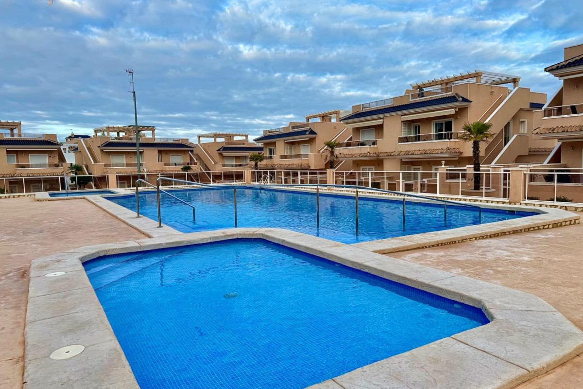 Revente - Appartement - Torrevieja - Punta prima