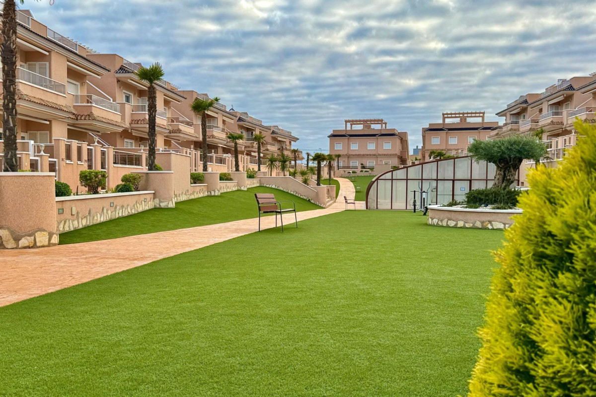 Resale - Apartment  - Torrevieja - Punta prima