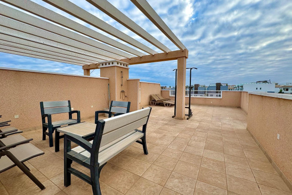 Resale - Apartment  - Torrevieja - Punta prima