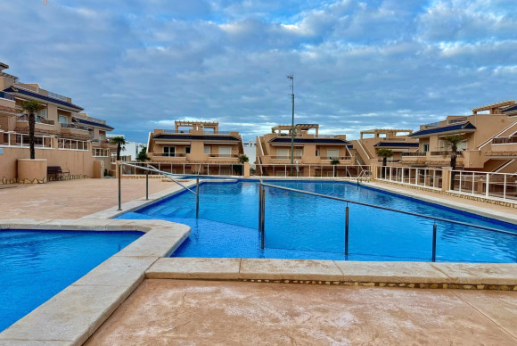 Reventa - Apartamento / piso - Torrevieja - Punta prima