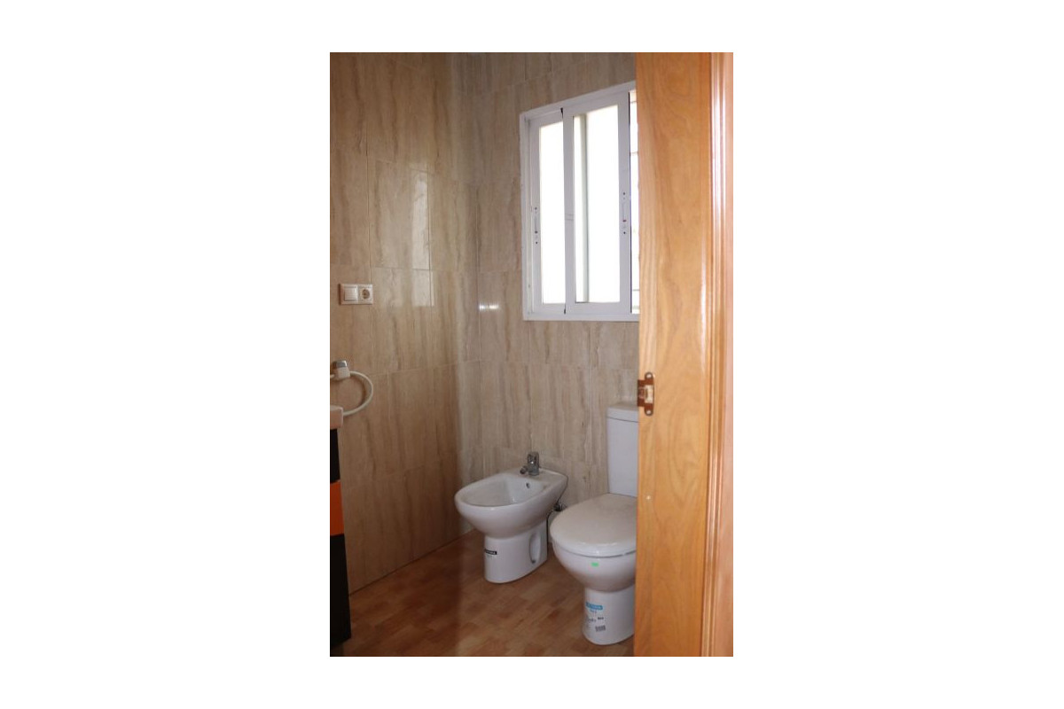 Resale - Country House - Novelda