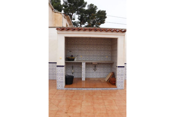 Resale - Country House - Novelda