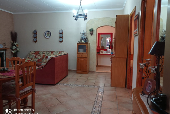 Resale - Country House - Novelda