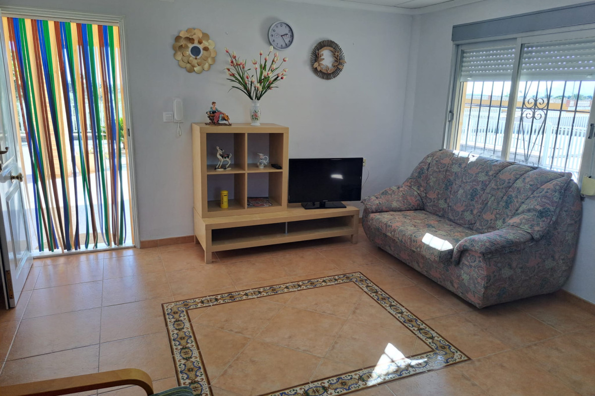 Resale - Country House - Crevillente