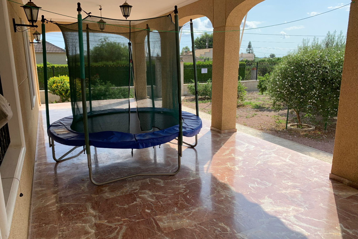 Resale - Country House - Elche