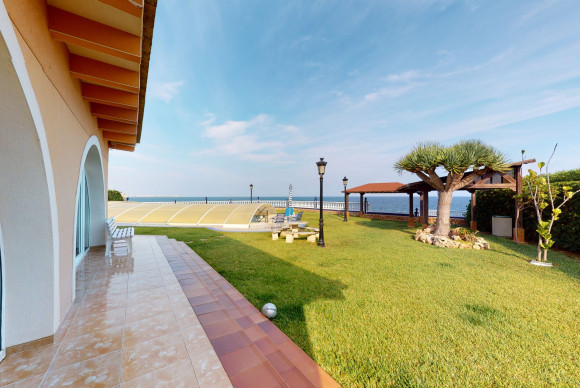 Reventa - Chalet Independiente - Orihuela Costa