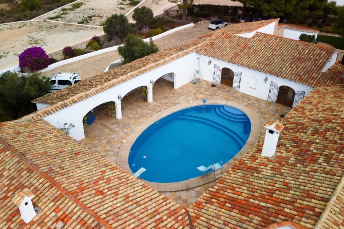 Resale - Villa - Benissa - Fustera