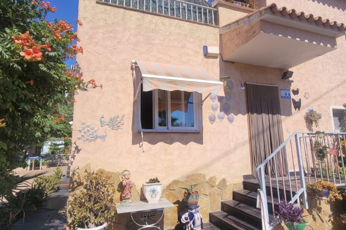 Resale - Townhouse - l'Alfas del Pi - Romeral