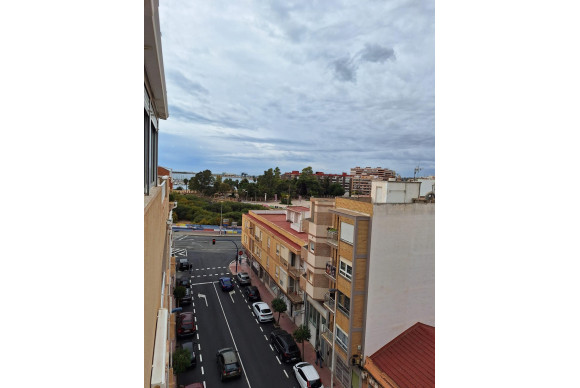 Reventa - Apartamento / piso - Torrevieja - Puerto