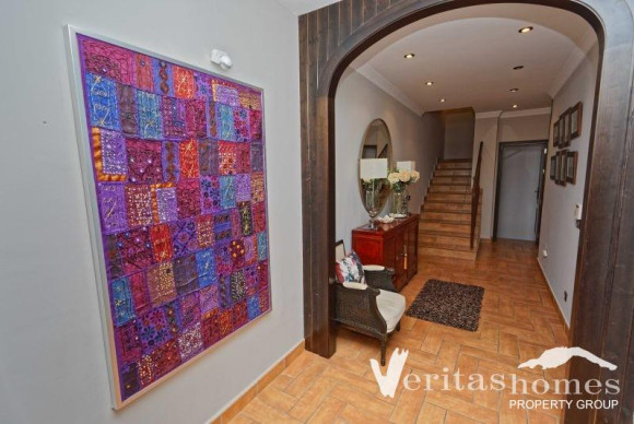 Resale - Town House - Vera