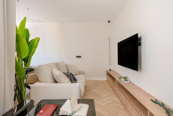 Resale - Apartment  - Madrid - Salamanca