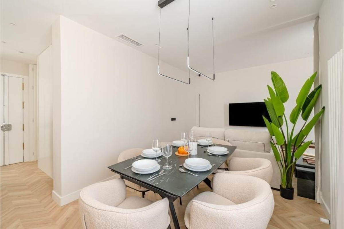 Resale - Apartment  - Madrid - Salamanca