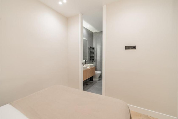 Resale - Apartment  - Madrid - Salamanca