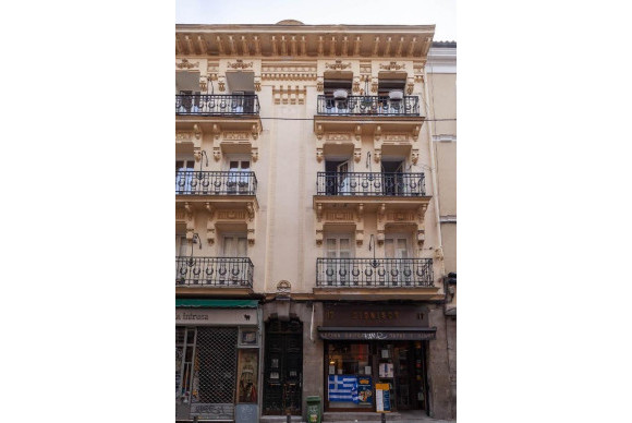 Revente - Appartement - Madrid - Cortes