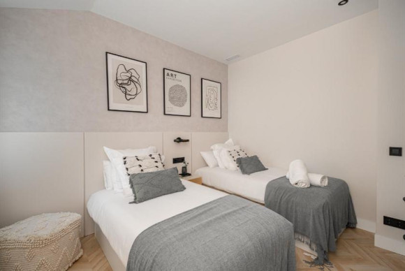 Revente - Appartement - Madrid - Argüelles