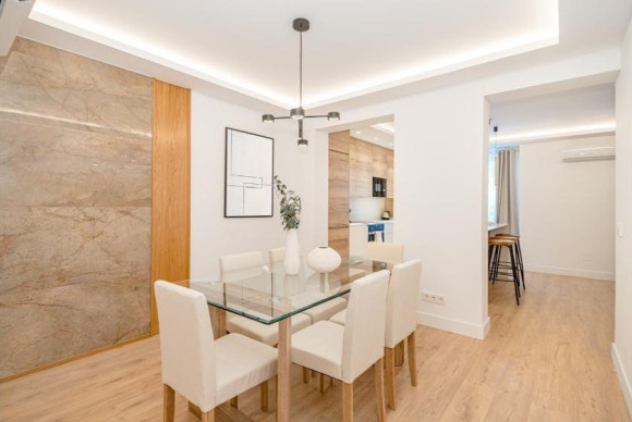 Resale - Apartment  - Madrid - Malasaña