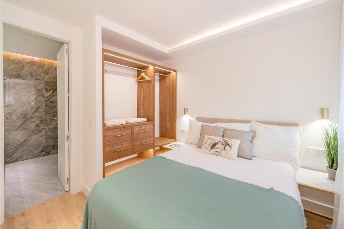 Resale - Apartment  - Madrid - Malasaña