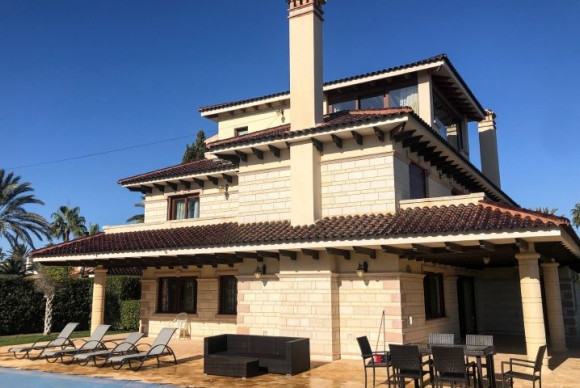 Resale - Villa - Orihuela Costa