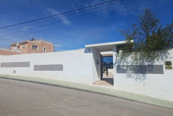 Reventa - Villa - Pilar de la Horadada