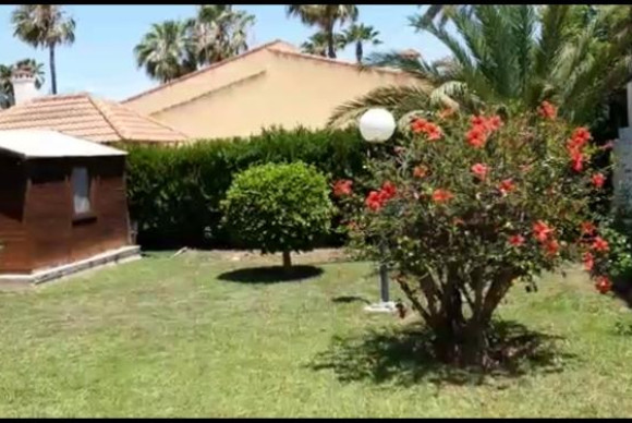 Resale - Villa - Torrevieja