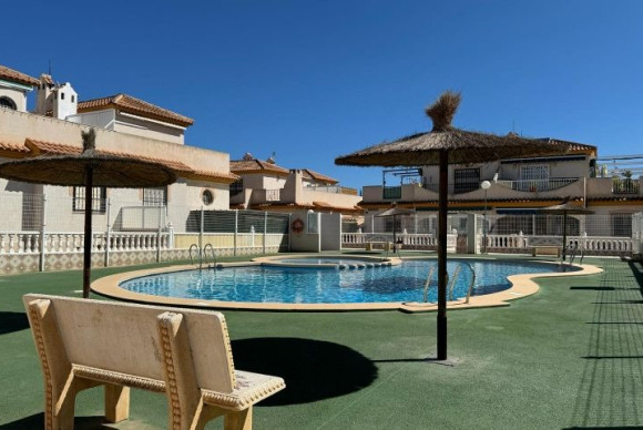 Reventa - Villa - Orihuela Costa