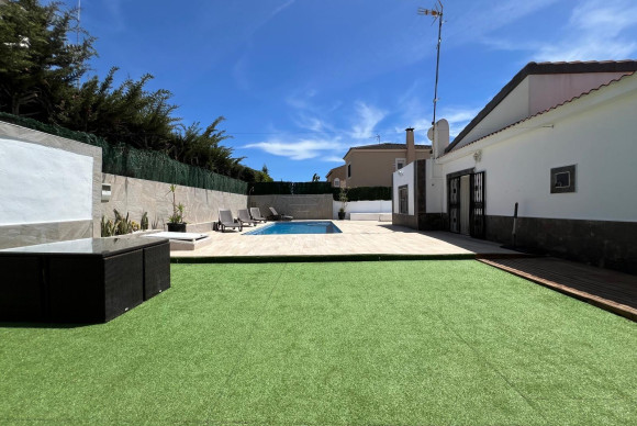 Revente - Villa - Torrevieja - Los altos